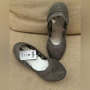 Mossimo Sparkly Flats. Pewter. 9